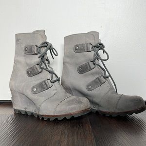 Sorel Joan of Arctic Wedge Boot- Size 8.5